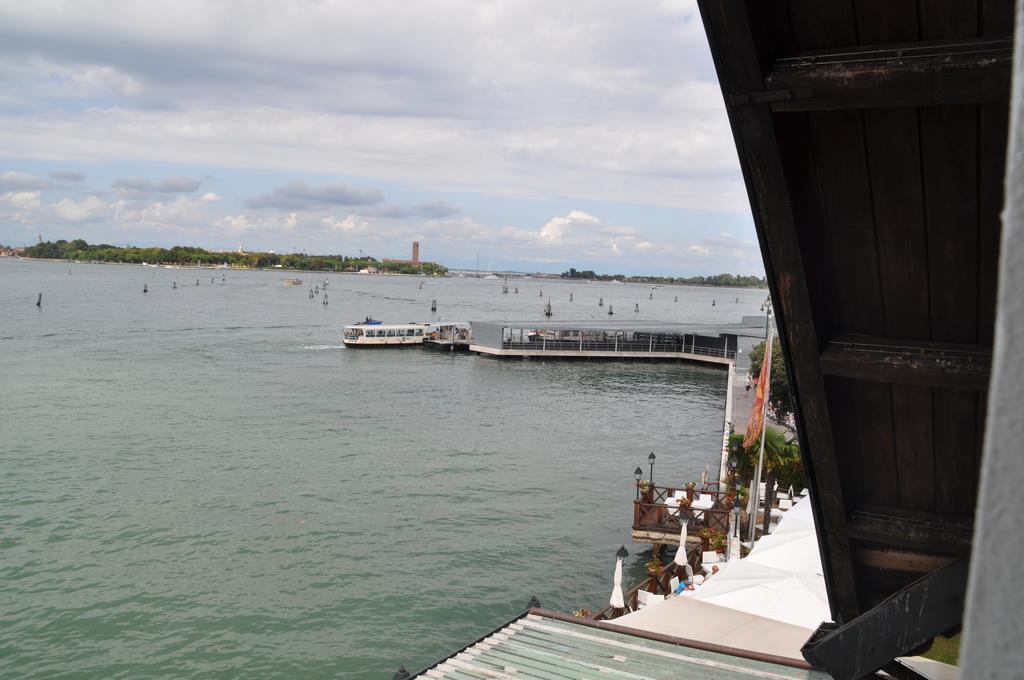 Hotel Laguna 4*