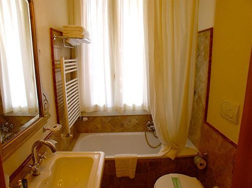 Hotel Laguna