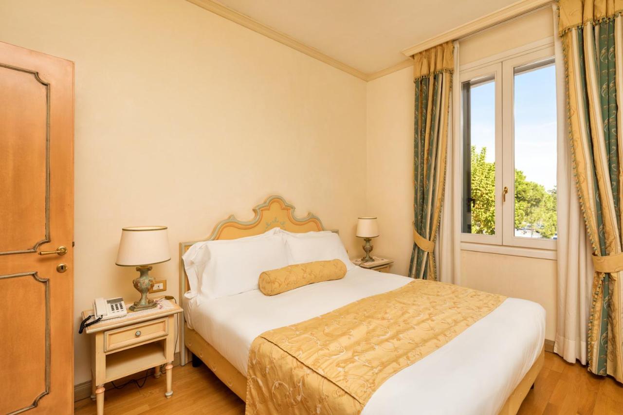 Hotel Laguna
